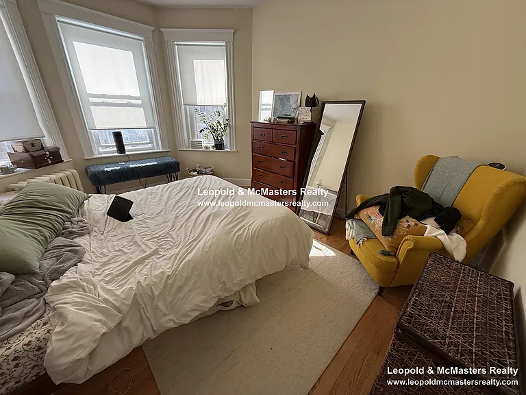 Kelton Street Apartments — Photo 70
