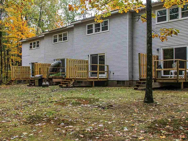 2388 Main St #4 — Photo 2