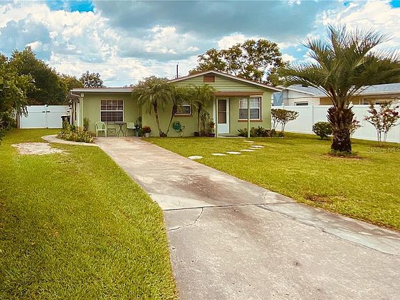 5th image of 6004 Hilltop Ln E
