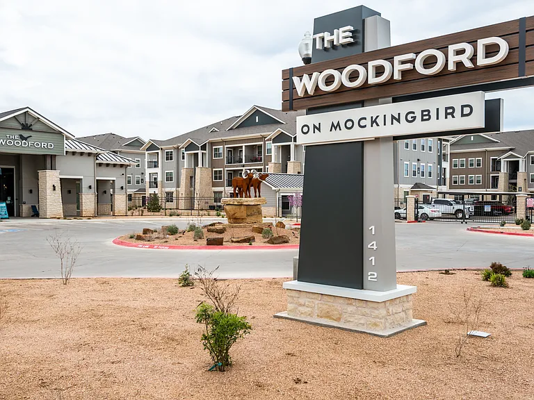 The Woodford on Mockingbird — Photo 27