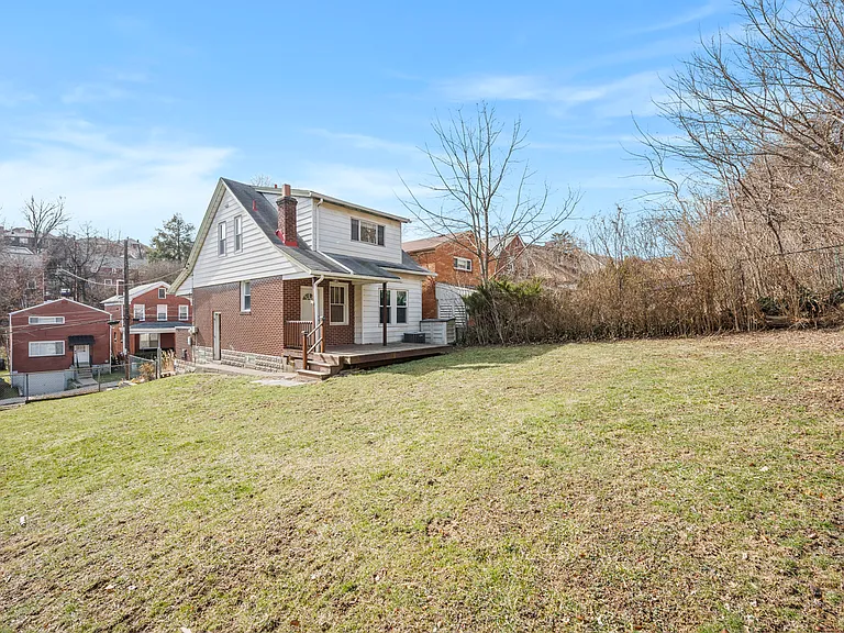 2921 Brentwood Ave — Photo 30