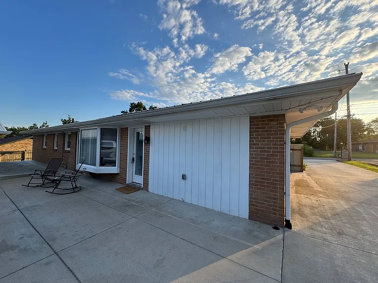 1017 Primrose Dr — Photo 20