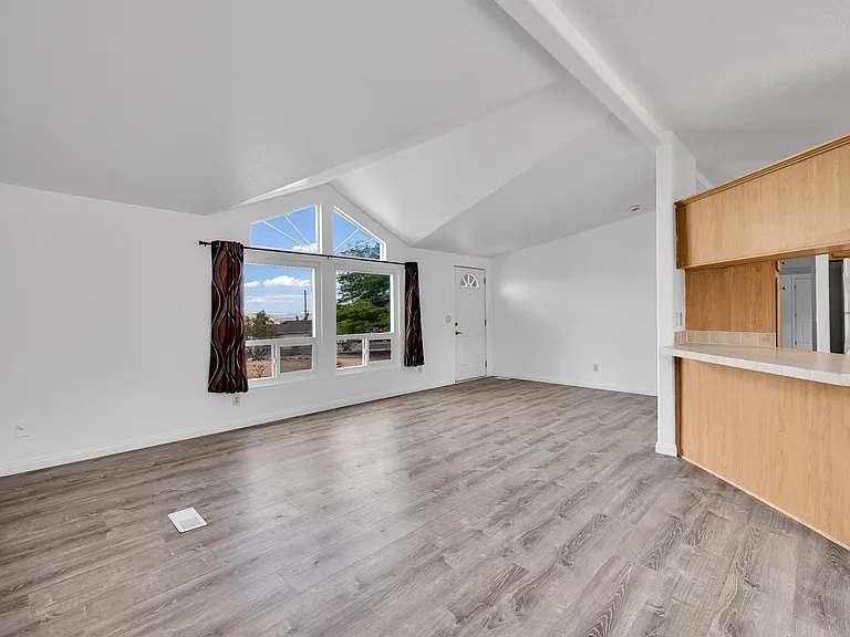 60377 Natoma Trl — Photo 6