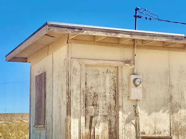 2424 Maize Rd, Twentynine Palms, CA 92277