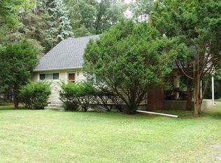 7 Sheehan Dr, Oak Ridge, NJ 07438