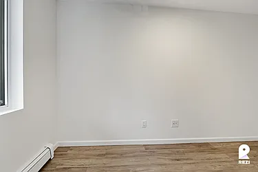 Rented by REZI