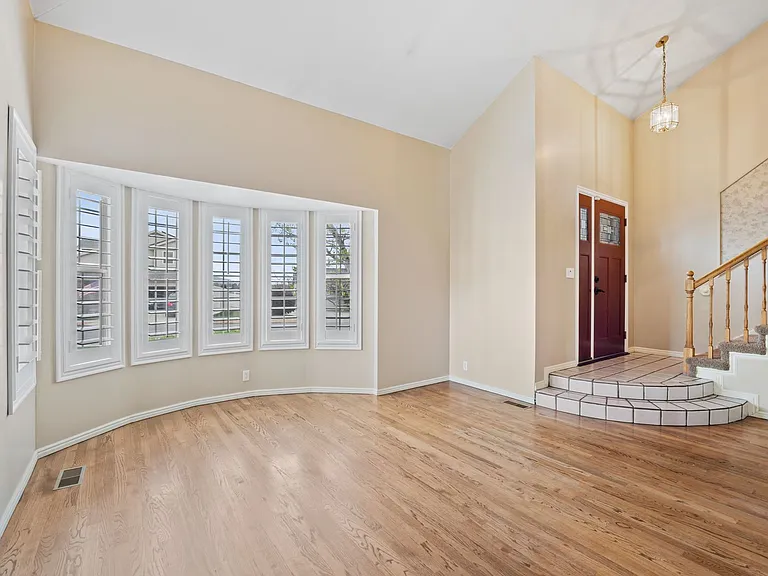 1649 E Michael Way — Photo 18