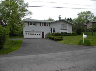 302 Cooper Ln, Syracuse, NY 13214