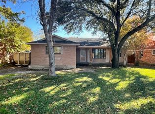 8566 Sweetwood Dr, Dallas, TX 75228
