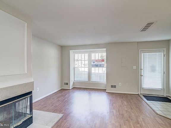 5th image of 8327 Green Heron Way #28