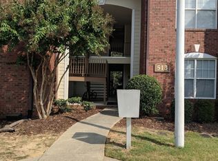 513 Meadowland Ct APT 2, Hope Mills, NC 28348