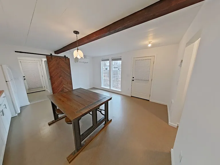 622 NW Fairmont St — Photo 6