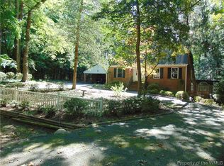 122 Dover Rd, Williamsburg, VA 23185