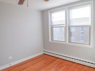 2413 W Farragut Ave #1817, Chicago, IL 60625