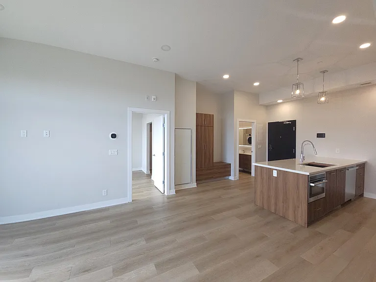4030 University Ave NW — Photo 65