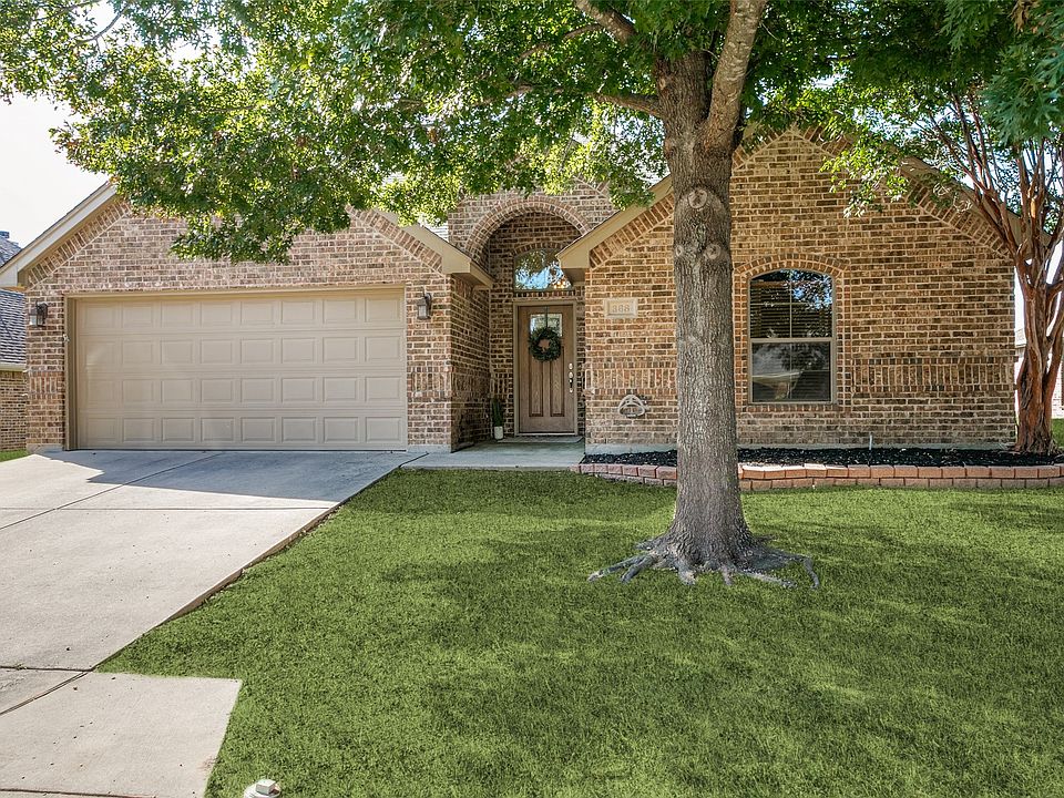 1st image of 368 Lockwood Ln