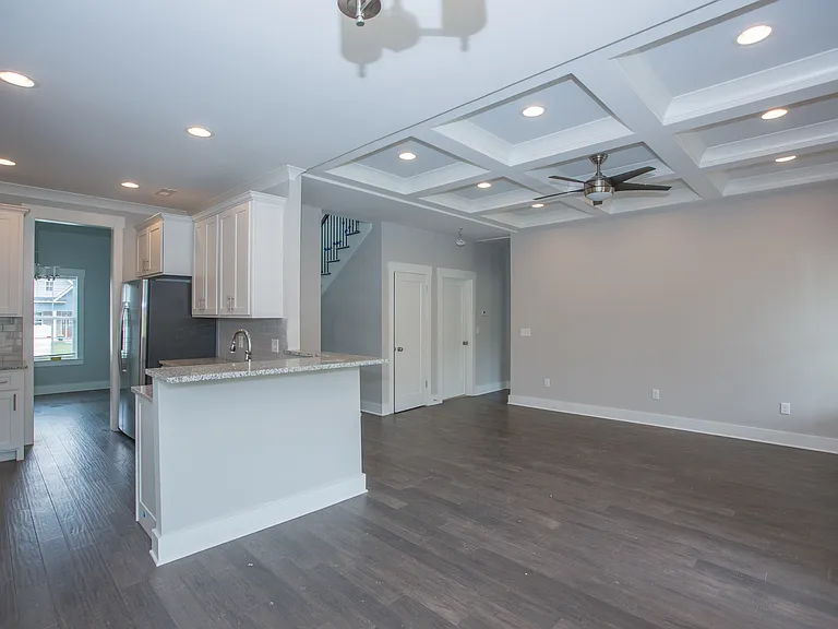 6190 Tuscany Pl — Photo 16