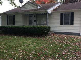 8314 Westmoor Rd, Mentor, OH 44060