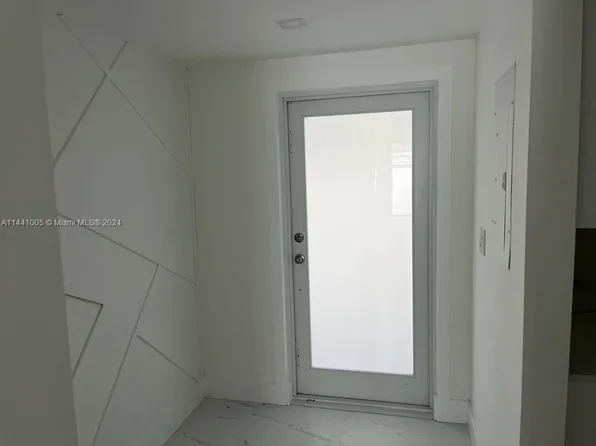 3845 W 9th Ave #37, Hialeah, FL 33012