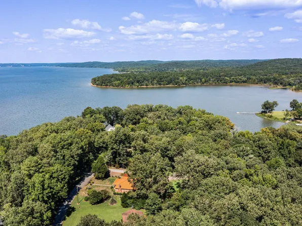 744 Wisteria Ln, Waverly, TN 37185