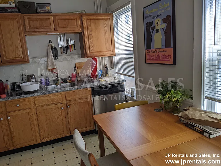 8 Parkton Rd #1 — Photo 9