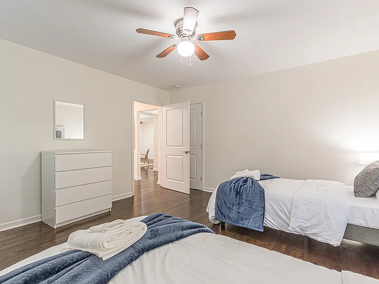 1215 Anchor Ter SW — Photo 26