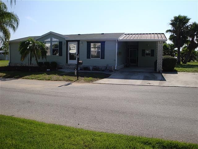 1st image of 154 Coconut St