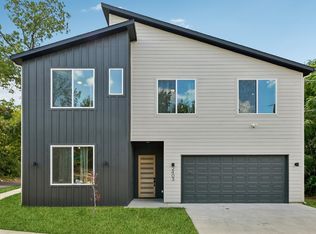 2403 Obenchain St, Dallas, TX 75212