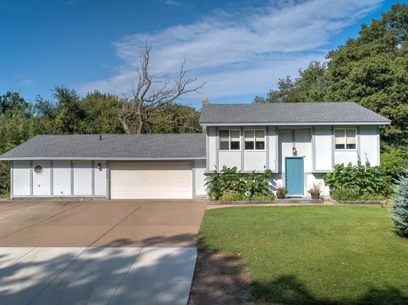 3055 Kenwood St S, Cambridge, MN 55008