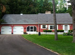 1325 Jack Pine Dr, Williamston, MI 48895