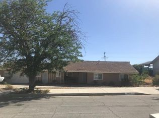 38610 Desert View Dr, Palmdale, CA 93551