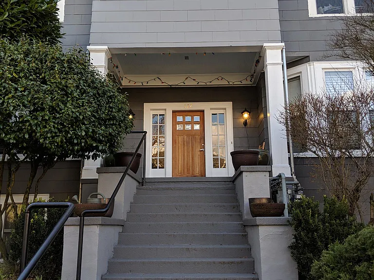 527 Malden Ave E #11 — Photo 9