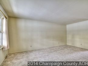 4th image of 1 Oakview Dr