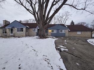 10208 W Spencer Pl, Milwaukee, WI 53224