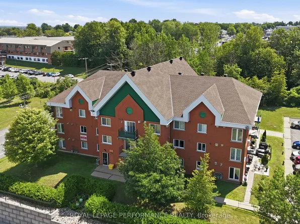1101 Clement St #122, Hawkesbury, ON K6A 3P1