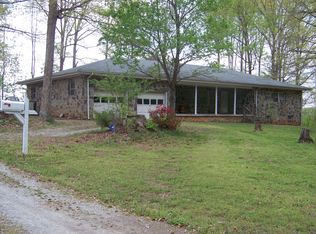 2178 Cherry Hill Church Rd, Buffalo Junction, VA 24529