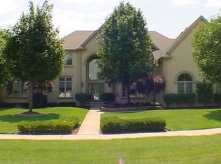 1728 Princess Cir, Naperville, IL 60564