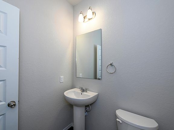 2nd image of 10525 Green Lake Dr