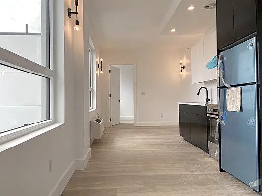 Rented by Hagstrom Management Inc | media 20