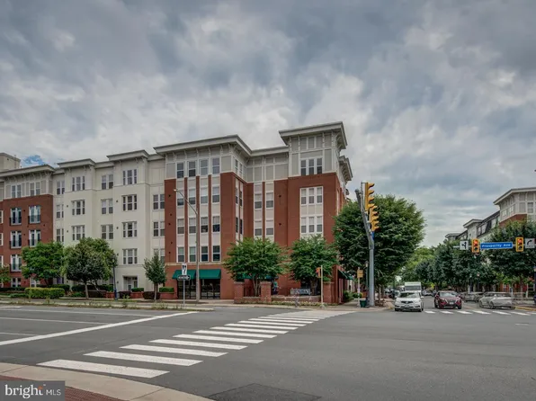 2655 Prosperity Ave APT 347, Fairfax, VA 22031