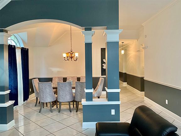 2nd image of 7627 Las Flores Dr