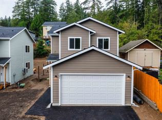 381 E Sullivan St, Allyn, WA 98524
