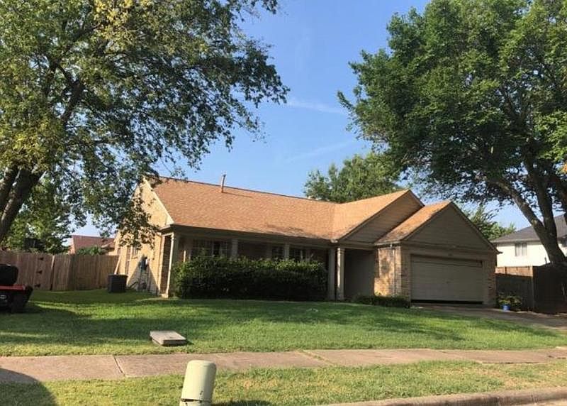 2nd image of 8406 Liberty Ln