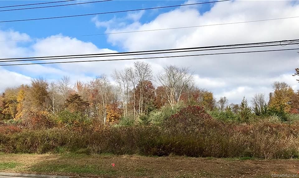 2nd image of 178 Pond Rd