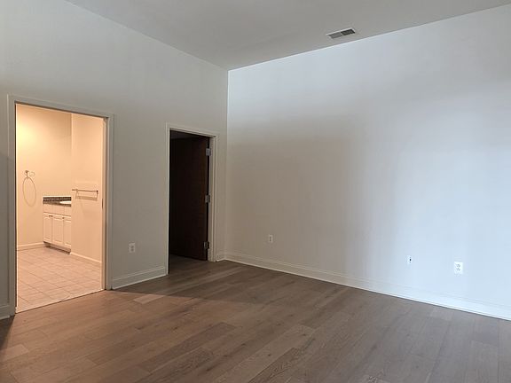 5th image of 811-0 Filbert St #716