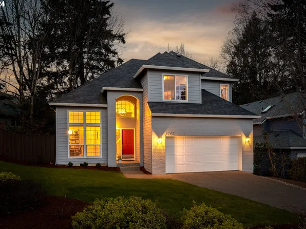 2702 SW Leah Ct, Portland, OR 97219