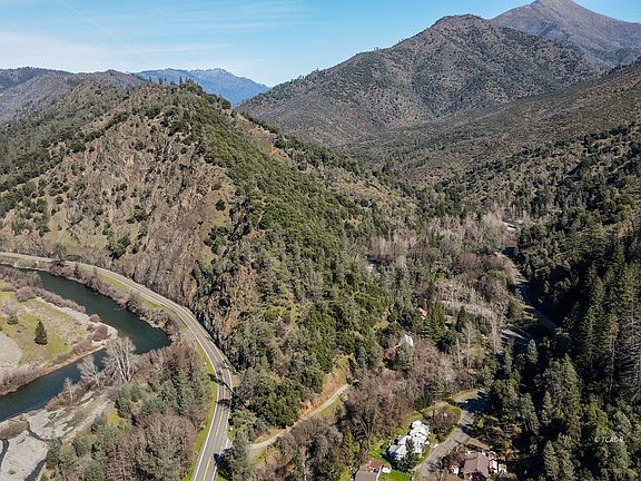 2nd image of 71 Gilzean Rd