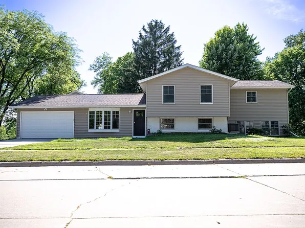 303 Amhurst St, Iowa City, IA 52245