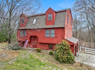 6 Skunk Rd, Merrimac, MA 01860