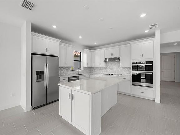 4th image of 6274 Van Buren CT